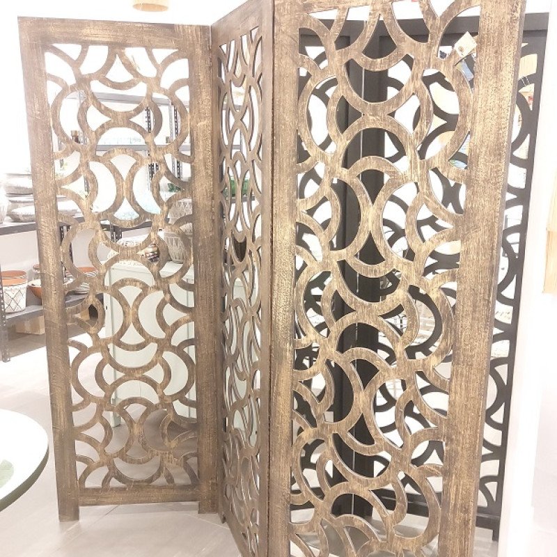 Divider Divider