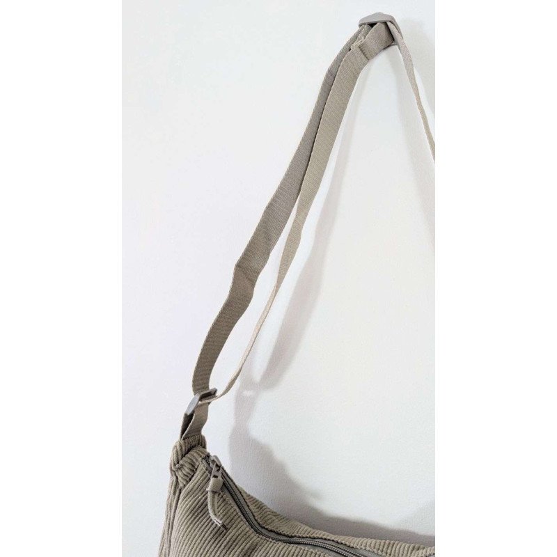 Halvmåneformad Axelremsväska - Grön