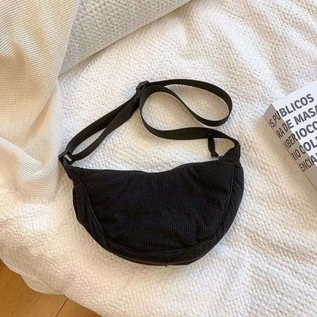 Halvmåneformad Axelremsväska - Svart