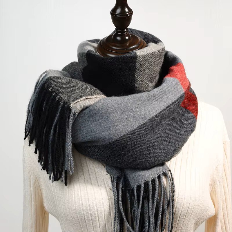 Rutig Halsduk - Grått, Svart, Röd