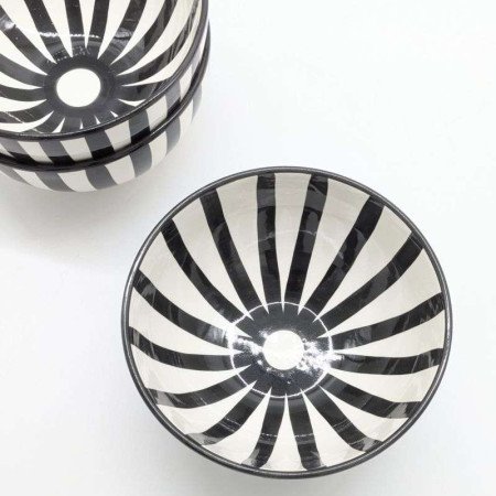 Keramik Skål Randig Svart -Ø12-16-18-20cm Keramik Skål Randig Svart -Ø12-16-18-20cm