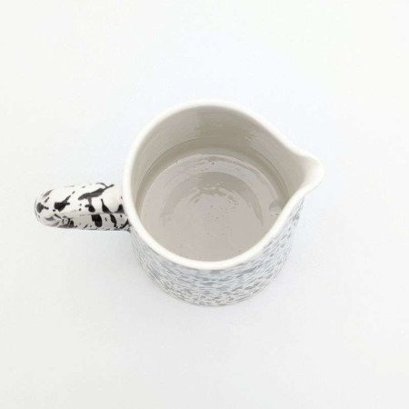 Kanna -Prickig Svart Kanna -Prickig Svart