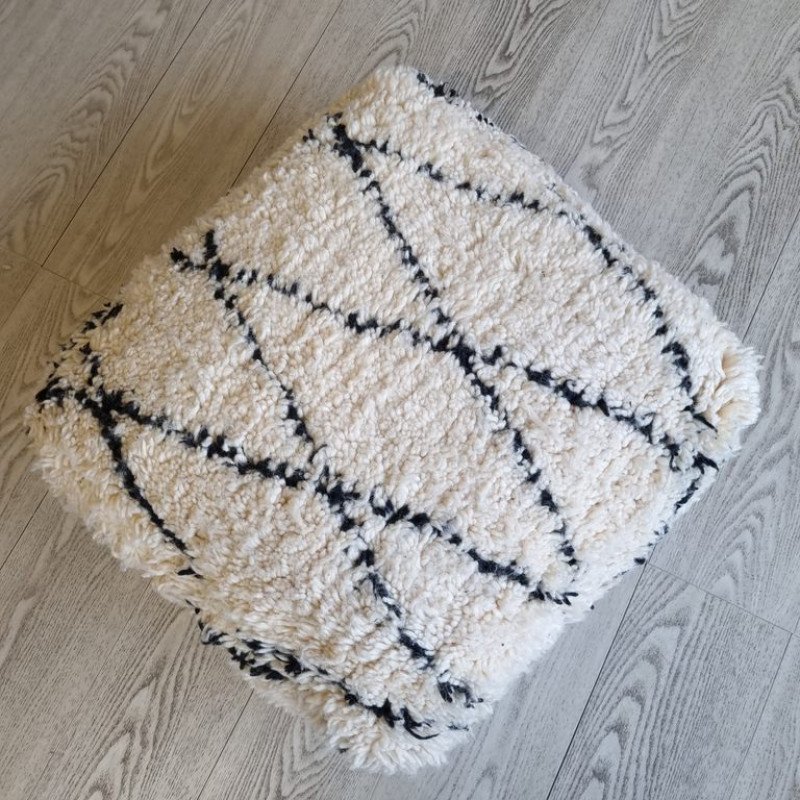 Sittpuff - Marockansk Beni ourain Sittpuff - Marockansk Beni ourain